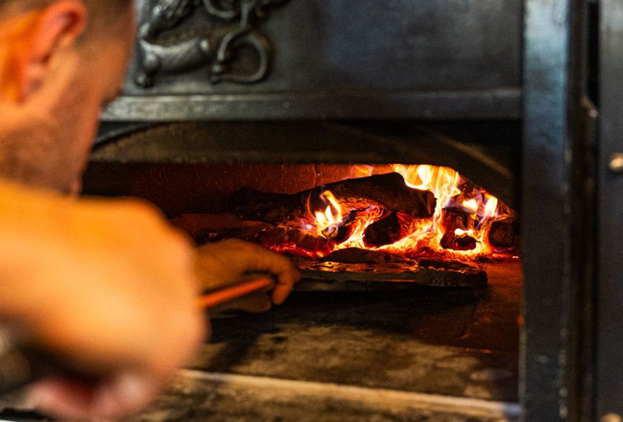 Mimo's, the taste of Italy in San Antonio Bay